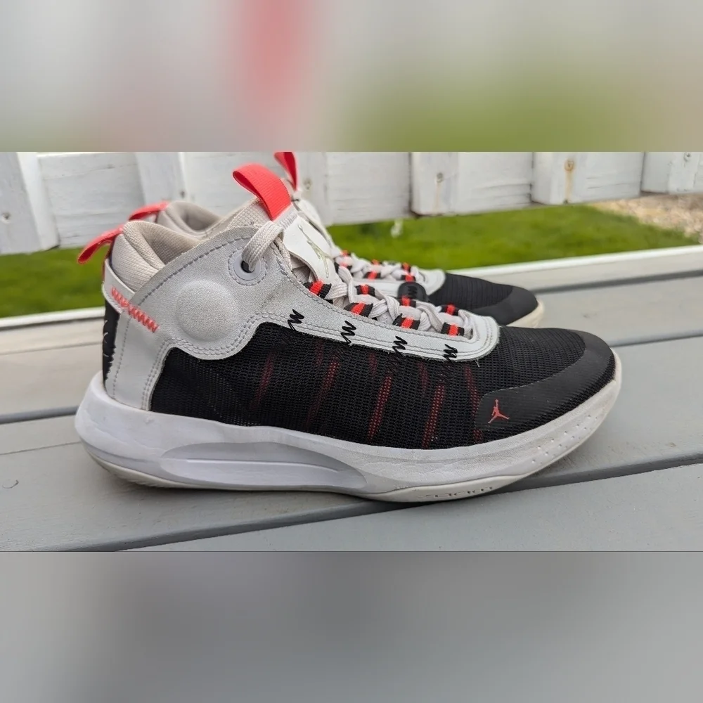 Nike Air Jordan Man's Jumpman 2020 Basketball Shoes Size 9.5